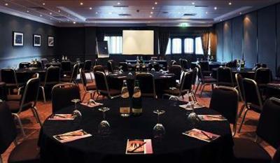 фото отеля Village Hotel Warrington (England)