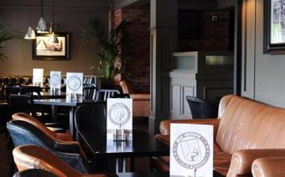 фото отеля Village Hotel Warrington (England)