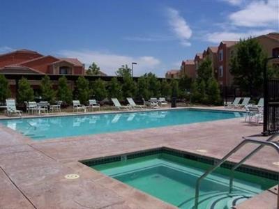 фото отеля Laguna Creek Apartments