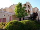 фото отеля Laguna Creek Apartments