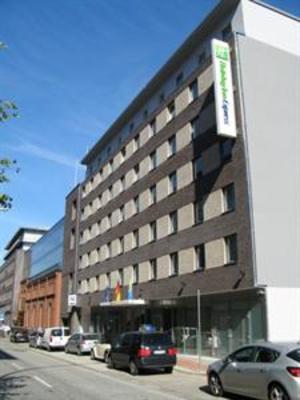 фото отеля Holiday Inn Express Hamburg St Pauli Messe
