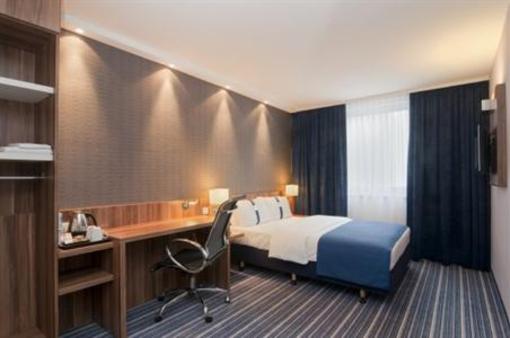 фото отеля Holiday Inn Express Hamburg St Pauli Messe
