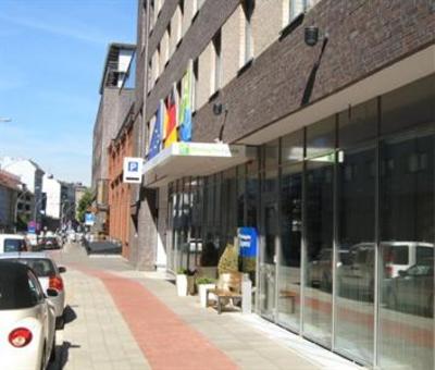 фото отеля Holiday Inn Express Hamburg St Pauli Messe