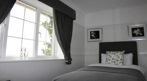 фото отеля The Country House Hotel