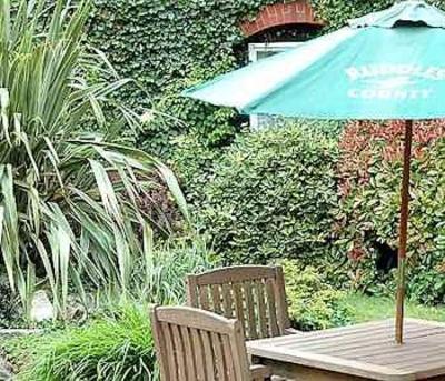 фото отеля The Red Lion Hotel Fareham