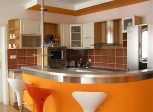 фото отеля Nueva Fiesta Apartments