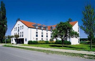 фото отеля Avalon Hotel Havelland