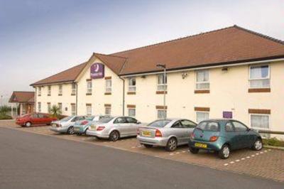 фото отеля Premier Inn Central Oldham