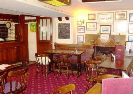 фото отеля The Bull Hotel Fairford