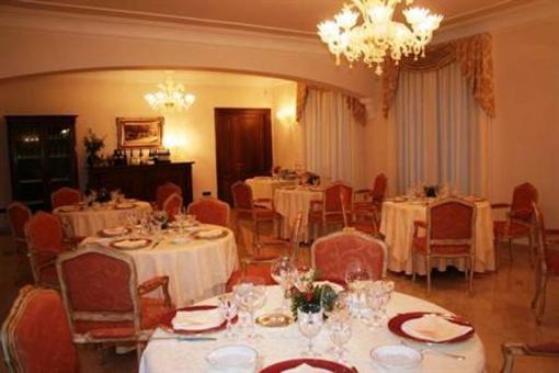 фото отеля La Chiusa Grand Relais