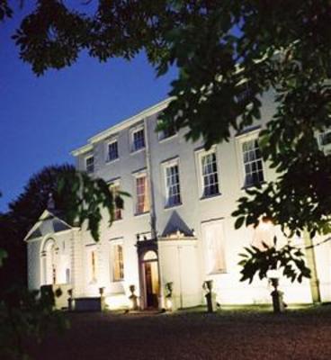 фото отеля Somerford Hall Hotel Brewood