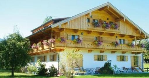 фото отеля Landhaus Christl Am See Bad Wiessee