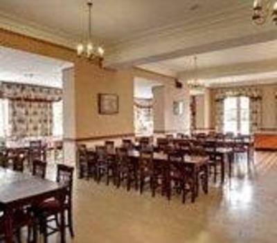 фото отеля Abernant Lake Hotel