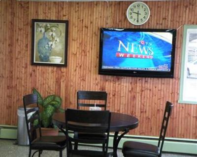 фото отеля Silver Crest Lodge