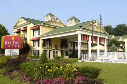 фото отеля Oak Tree Lodge Sevierville