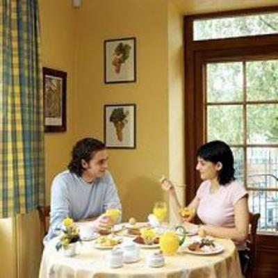 фото отеля Hostellerie Du Pape Eguisheim