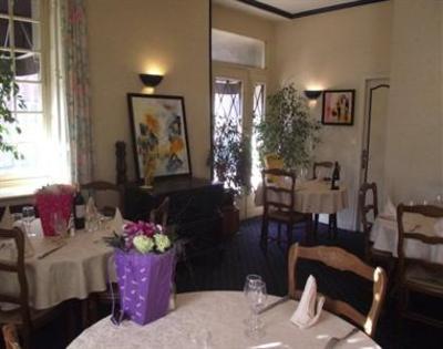 фото отеля Hotel Le Sauvage Chateau-Renard