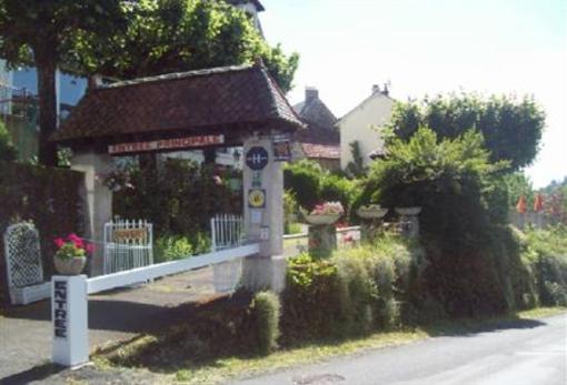 фото отеля Les Tilleuls Saint-Cirgues de Jordanne