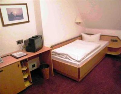 фото отеля Hotel & Restaurant Drei Schwane Zeitz