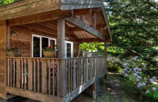 фото отеля Heriot Bay Inn
