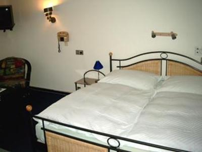 фото отеля Hotel Haus Mentler Dortmund