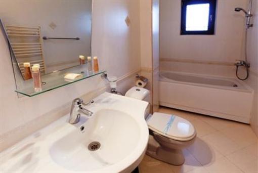 фото отеля Family Hotel Spa Hebar