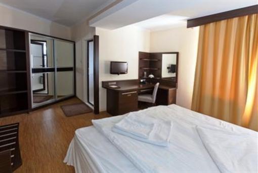 фото отеля Family Hotel Spa Hebar