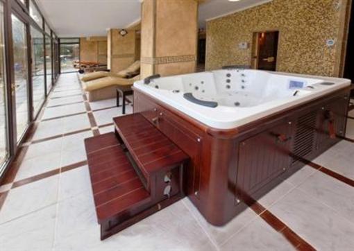 фото отеля Family Hotel Spa Hebar