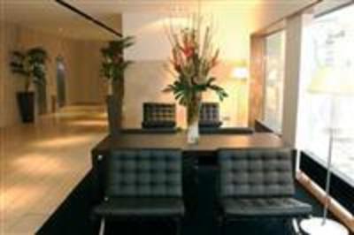фото отеля Apex City Hotel