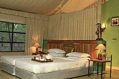 фото отеля Pench Jungle Camp