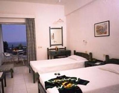 фото отеля Sirenes Beach Hotel