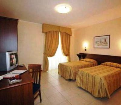 фото отеля Continental Hotel Carmagnola