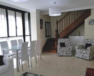 фото отеля Apartamentos El Pinedo