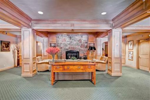 фото отеля Oxford Court Village Beaver Creek
