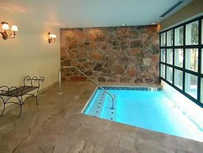 фото отеля Oxford Court Village Beaver Creek