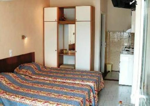 фото отеля Napoleon Bay Beachfront Apartments Paleokastritsa
