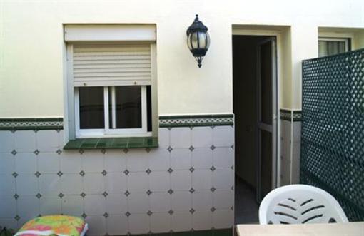 фото отеля Hostal Regina Nerja