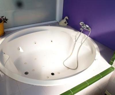 фото отеля Hostal Regina Nerja