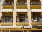 фото отеля Hostal Regina Nerja