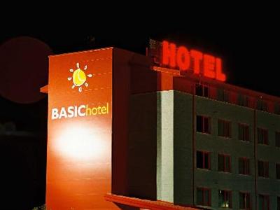 фото отеля Basic Hotel Olerdola