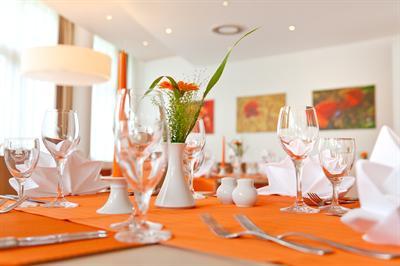 фото отеля Parkhotel Rugen Bergen auf Rügen