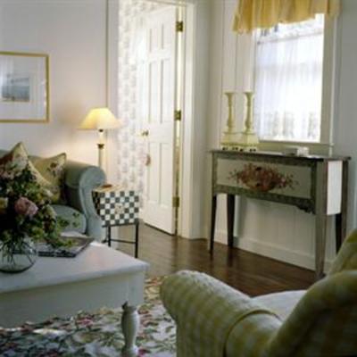 фото отеля Nantucket Whaler Guest House
