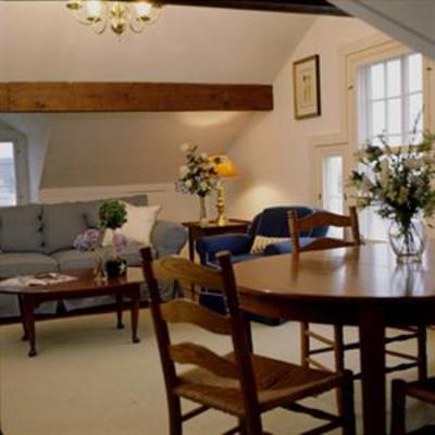 фото отеля Nantucket Whaler Guest House