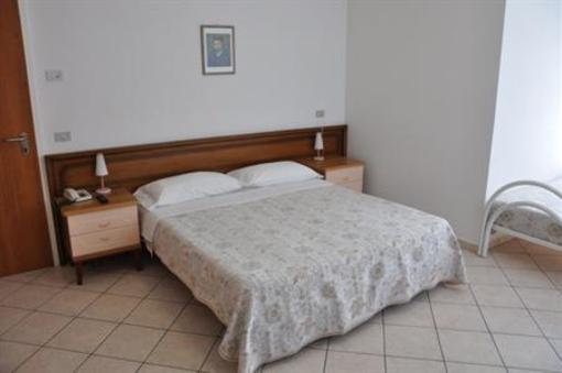 фото отеля Hotel Caraibi