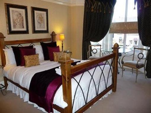 фото отеля The Ambassador Townhouse