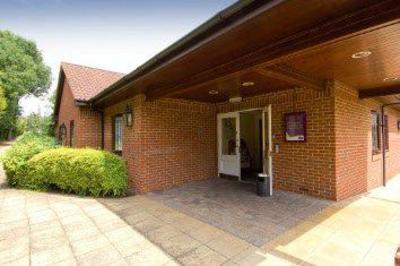 фото отеля Premier Inn North Epsom