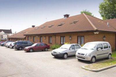 фото отеля Premier Inn North Epsom
