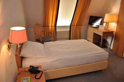 фото отеля Hotel Kaiserhof Juelich
