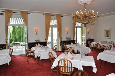фото отеля Hotel Kaiserhof Juelich