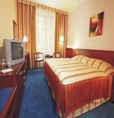 фото отеля Hotel Surya Palace Chandigarh